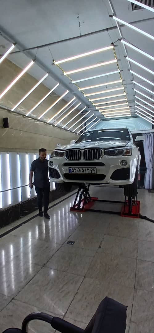 کارشناسی خودرو به روش نورپردازی